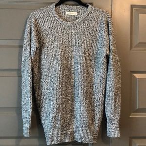 Abercrombie & Fitch Oversized Grey/White Sweater